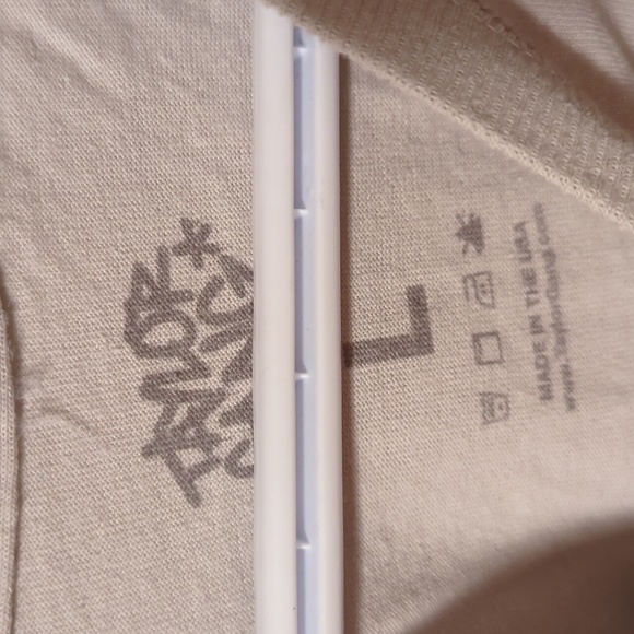 Taylor Gang Shark Shirt - Picture 2 of 3